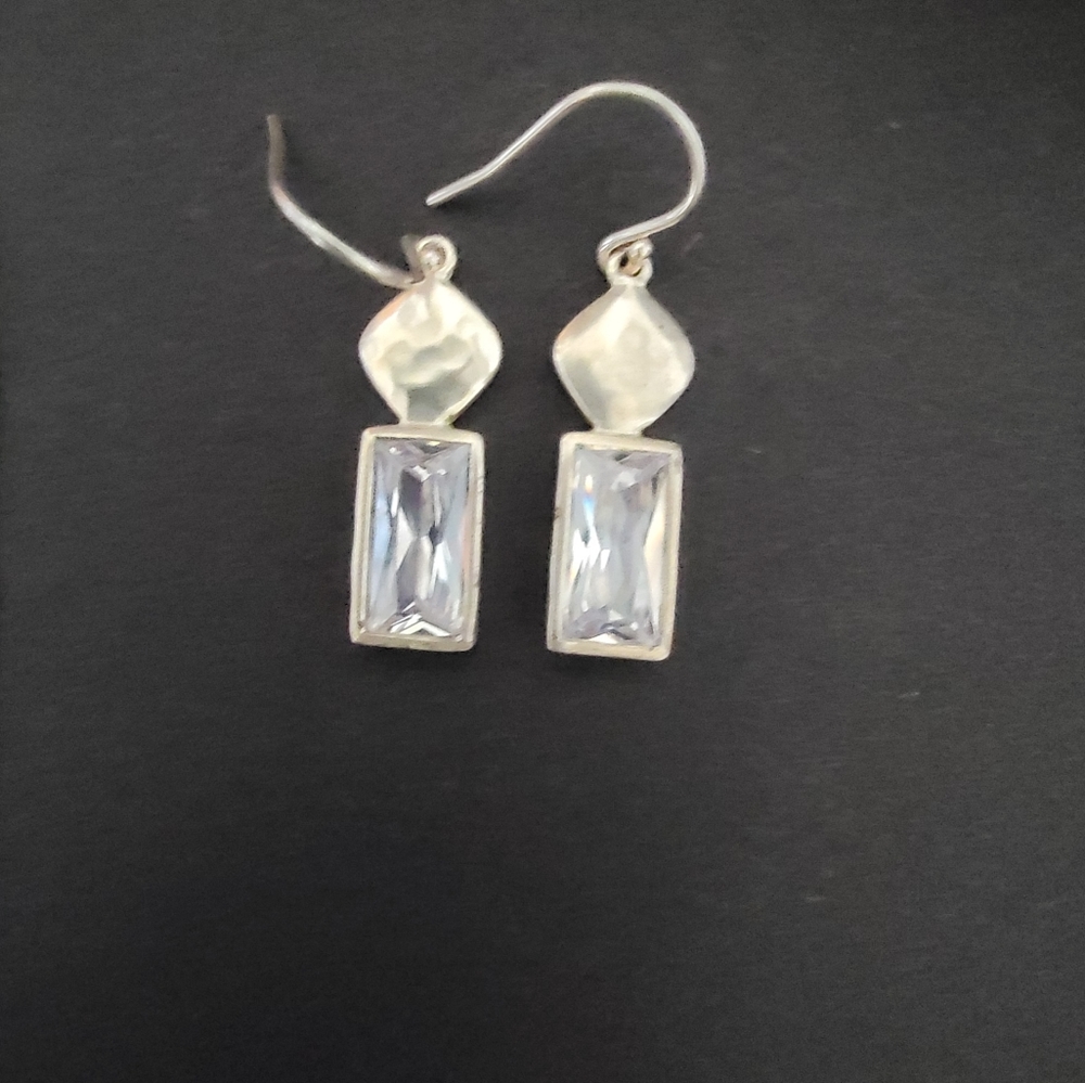 Silpada Creative Spark Earrings